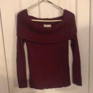 Hollister sweater